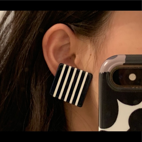 Ear clips - Picture 3 of 3